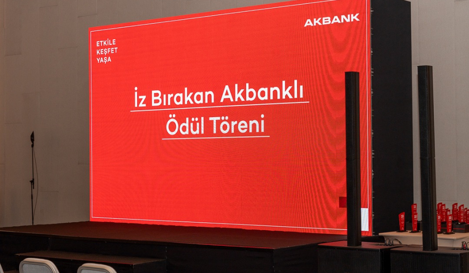Akbank_3